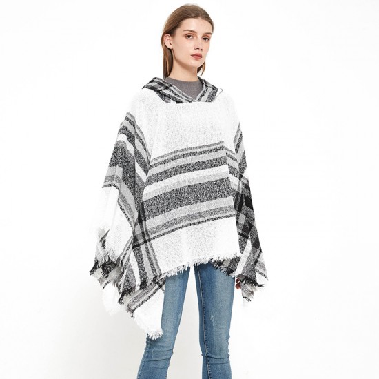 Factory direct supply of popular European and American spring, autumn, winter and Christmas green shawls, looped chiffon, checkered hooded capes Factory direct supply of popular European and American spring, autumn, winter and Christmas green shawls, looped chiffon, checkered hooded capes