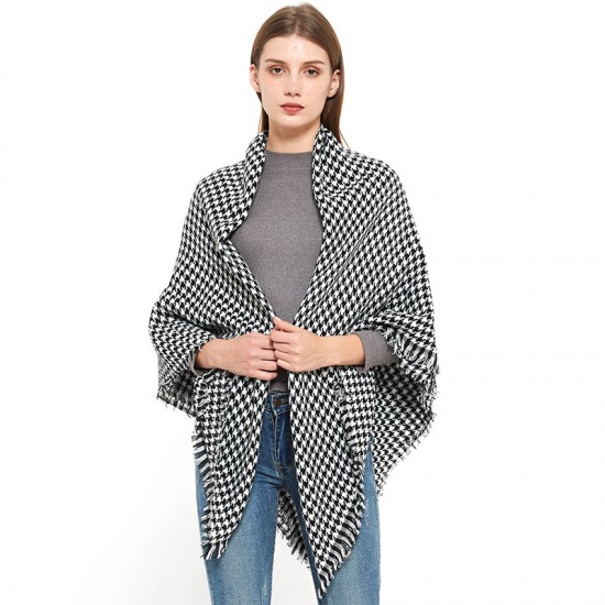 Factory direct sales and export of European and American spring, autumn and winter women's faux cashmere shawls, black and white checkered square scarves and scarves wholesale Factory direct sales and export of European and American spring, autumn and winter women's faux cashmere shawls, black and white checkered square scarves and scarves wholesale