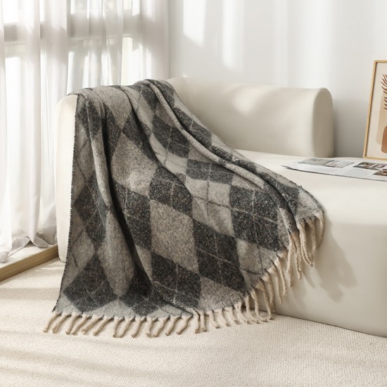 Amazon blanket export new European and American autumn and winter faux mohair thickened diamond checkered large shawl jacquard blanket Amazon blanket export new European and American autumn and winter faux mohair thickened diamond checkered large shawl jacquard blanket
