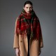 Amazon's popular cross-border export European and American autumn and winter Christmas red and green checkered tassel scarf and shawl manufacturer Amazon's popular cross-border export European and American autumn and winter Christmas red and green checkered tassel scarf and shawl manufacturer