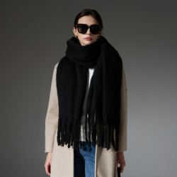 European and American winter loop yarn imitation mohair white flow suge scarf and shawl manufacturer in stock for customization