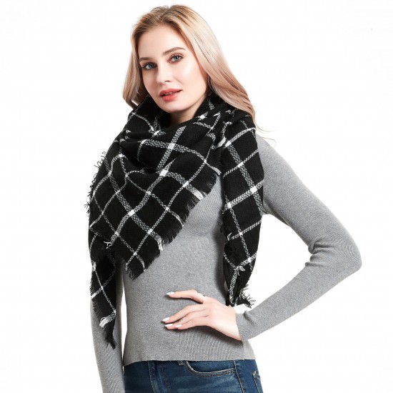 Amazon's popular export European and American faux cashmere seven-color checkered triangular shawl, scarf and scarf manufacturer for spring, autumn and winter Amazon's popular export European and American faux cashmere seven-color checkered triangular shawl, scarf and scarf manufacturer for spring, autumn and winter