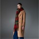 Amazon's popular cross-border export European and American autumn and winter Christmas red and green checkered tassel scarf and shawl manufacturer Amazon's popular cross-border export European and American autumn and winter Christmas red and green checkered tassel scarf and shawl manufacturer