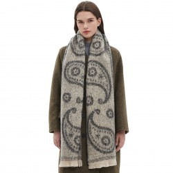 Factory direct supply of new men's and women's scarves for cross-border trade, European and American autumn and winter cashew flower jacquard scarves