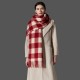 Amazon's popular foreign trade European and American autumn and winter high-end new fringed checkered scarf and shawl manufacturer Amazon's popular foreign trade European and American autumn and winter high-end new fringed checkered scarf and shawl manufacturer