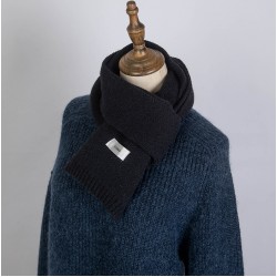 New autumn and winter woolen scarves for foreign trade, Korean-style acrylic labeled knitted solid color scarves for male and female student couples