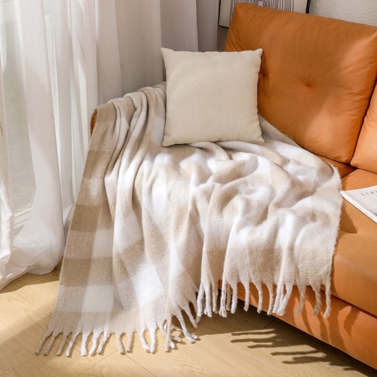 New sofa blankets for autumn and winter in Europe and America from the University of International Business and Economics, nap blankets, thickened plush checkered blankets imitating mohair New sofa blankets for autumn and winter in Europe and America from the University of International Business and Economics, nap blankets, thickened plush checkered blankets imitating mohair