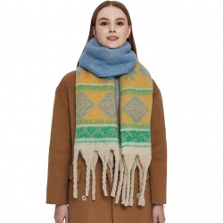 Foreign trade European and American loop yarn 2025 autumn/Winter new style imitation Sea wool jacquard thick beard scarf in stock, shawl manufacturer