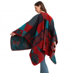 The manufacturer's new thickened jacquard slit cape for women in the autumn and winter of Europe and America, Christmas reindeer acrylic shawl