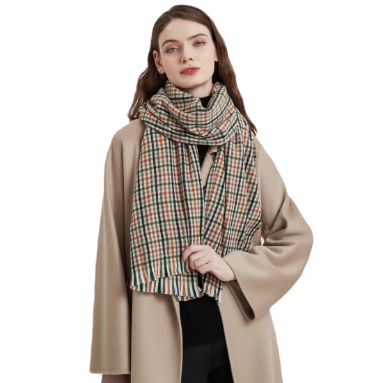 Manufacturer's export of European and American small checkered scarves and shawls for both autumn and winter, Korean-style student warm retro scarves Manufacturer's export of European and American small checkered scarves and shawls for both autumn and winter, Korean-style student warm retro scarves