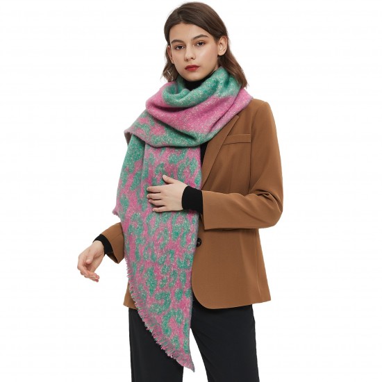 Amazon's hot cross-border new export European and American autumn and winter checkered leopard print diagonal scarf shawl Amazon's hot cross-border new export European and American autumn and winter checkered leopard print diagonal scarf shawl